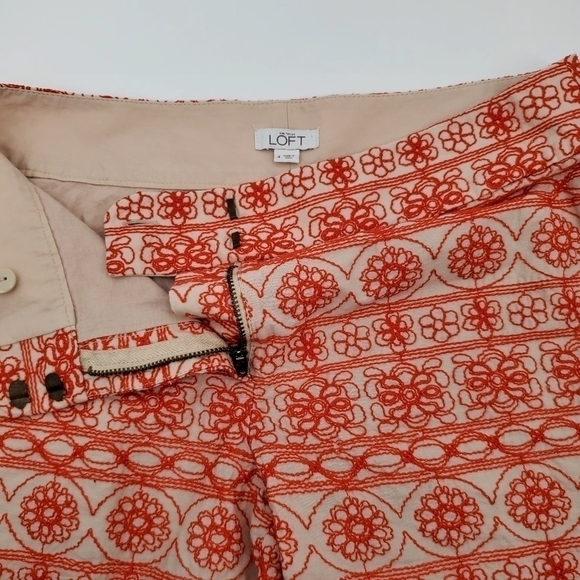 Ann Taylor Loft Women's Red Floral Embroidered Shorts - Picture 3 of 5
